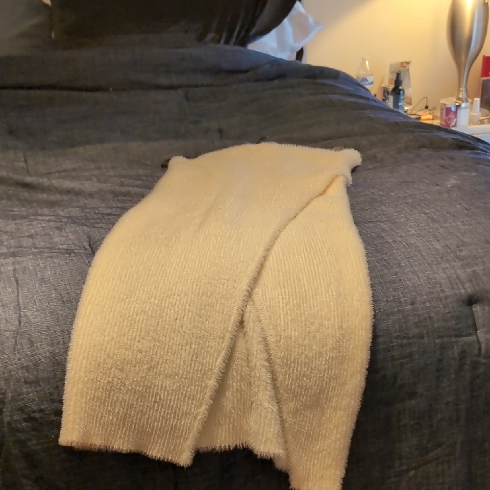 Express Cream Ribbed Knit Scarf